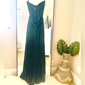 Strapless emerald green silky dress